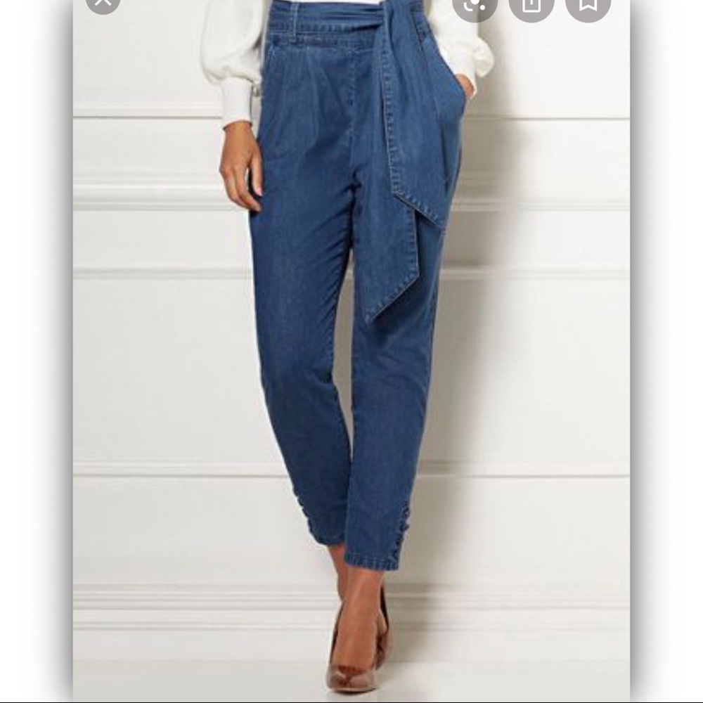 NY&Co Eva Mendes mid wash Jeans (NEW Never Worn)